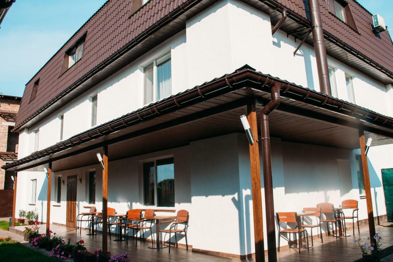 Hotel Rioro Mýrhorod Exterior foto